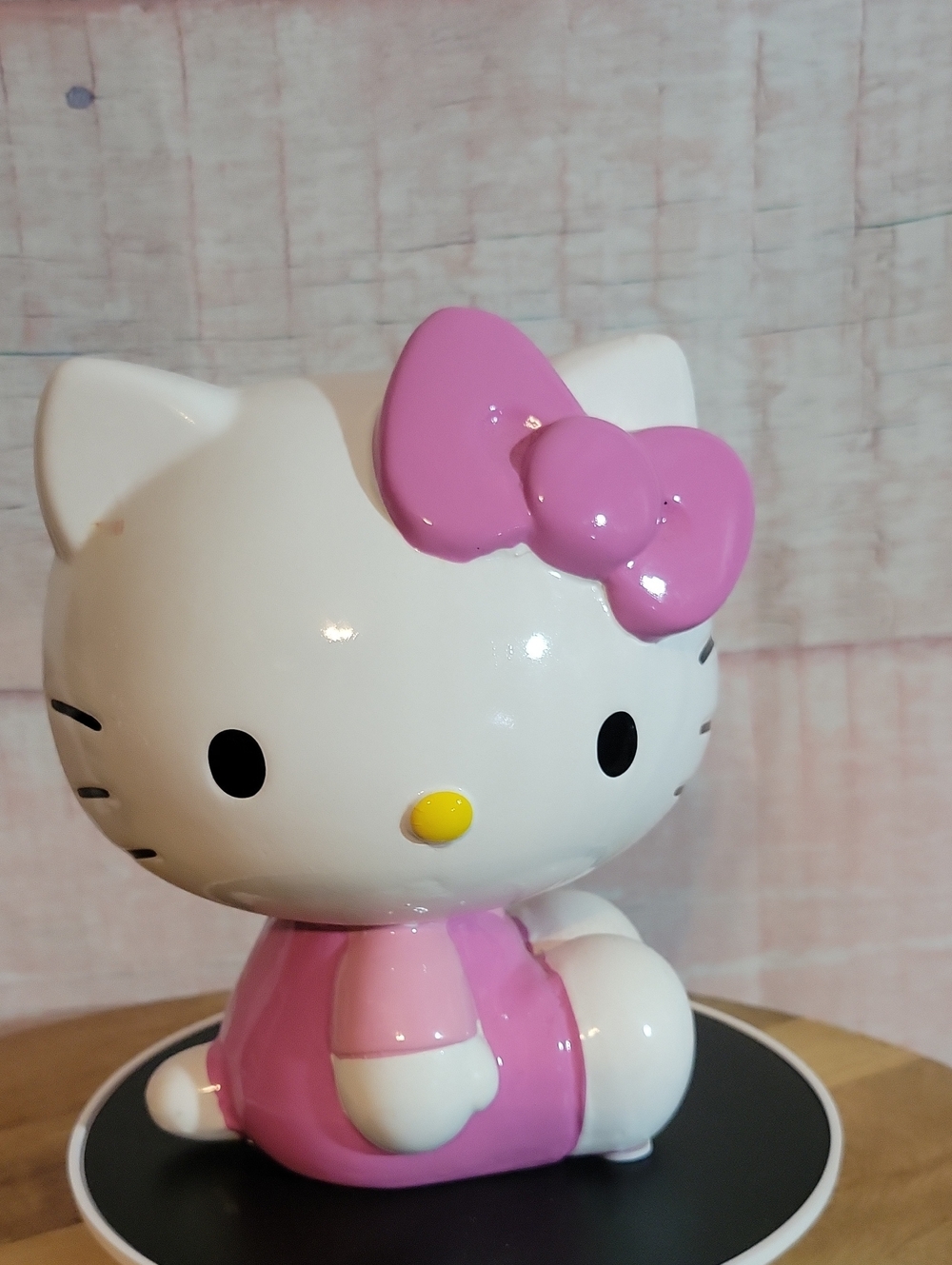 Hello Kitty Bank